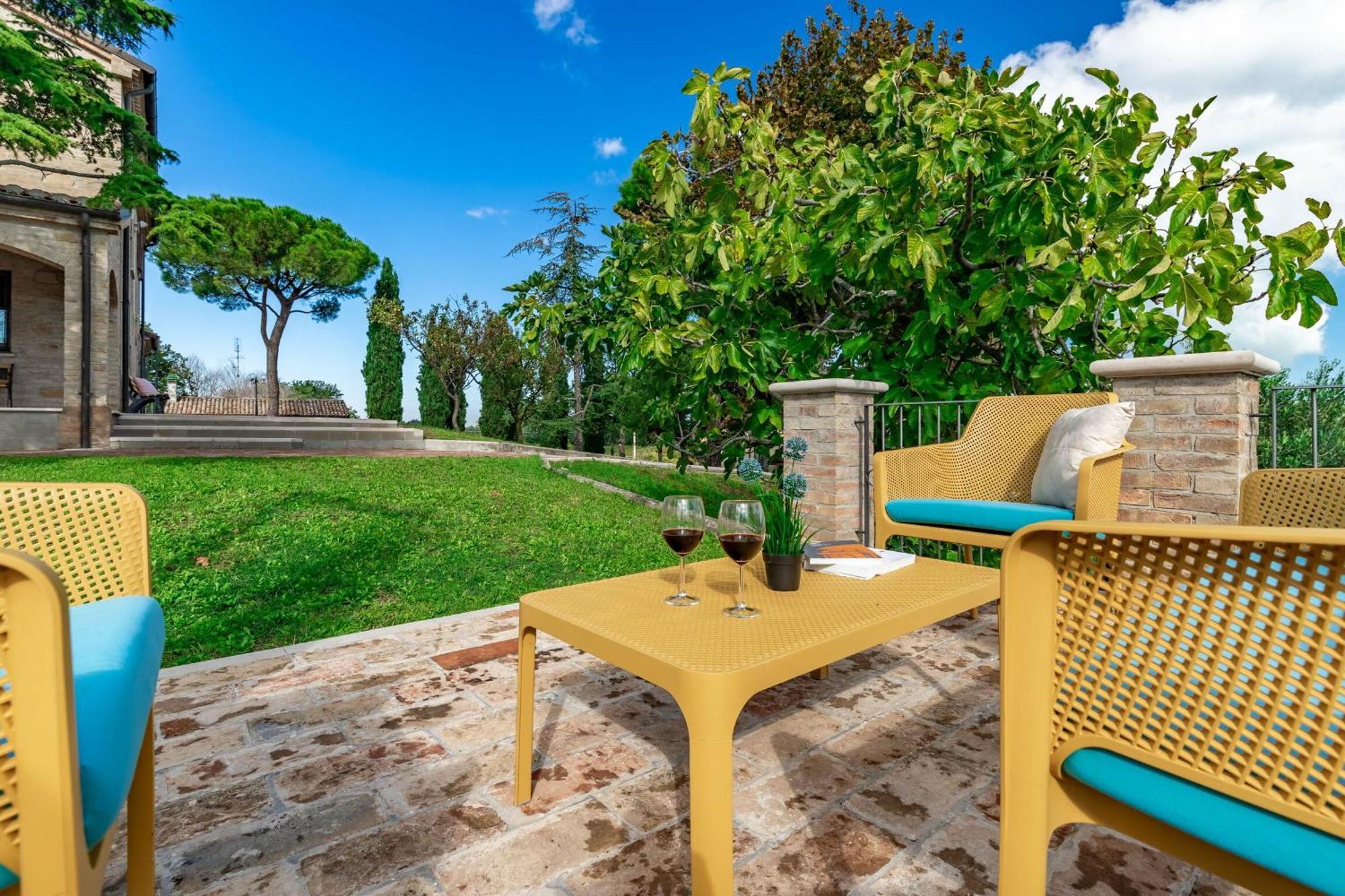 Italian Experience-Villa Vagnini Pesaro Exterior photo