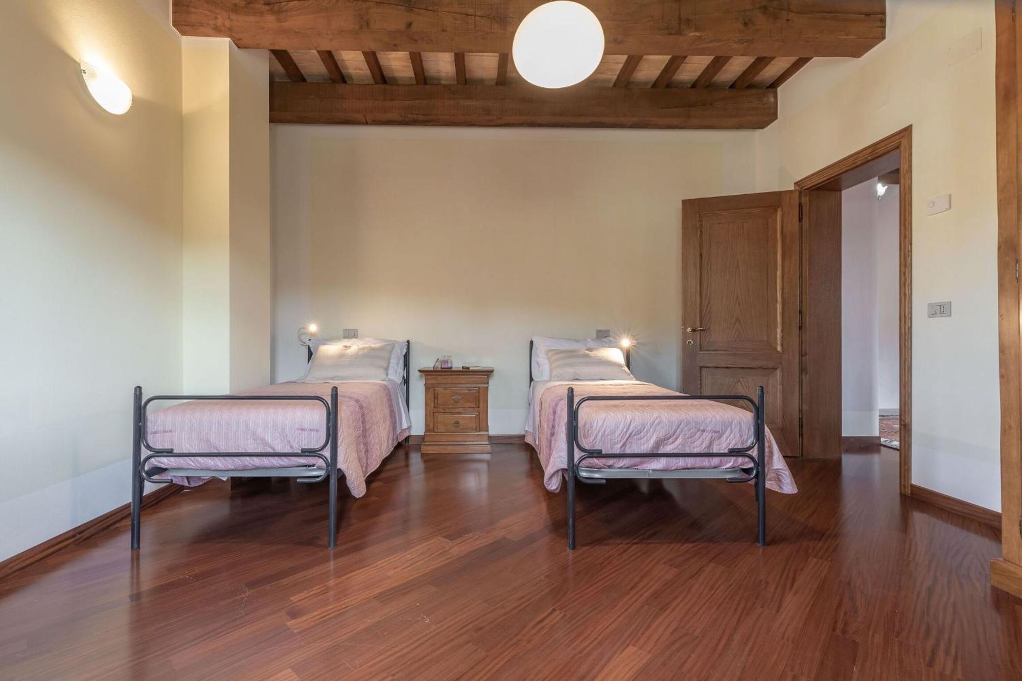 Italian Experience-Villa Vagnini Pesaro Exterior photo