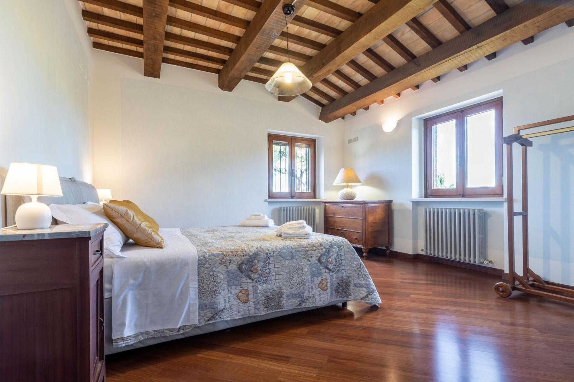 Italian Experience-Villa Vagnini Pesaro Exterior photo