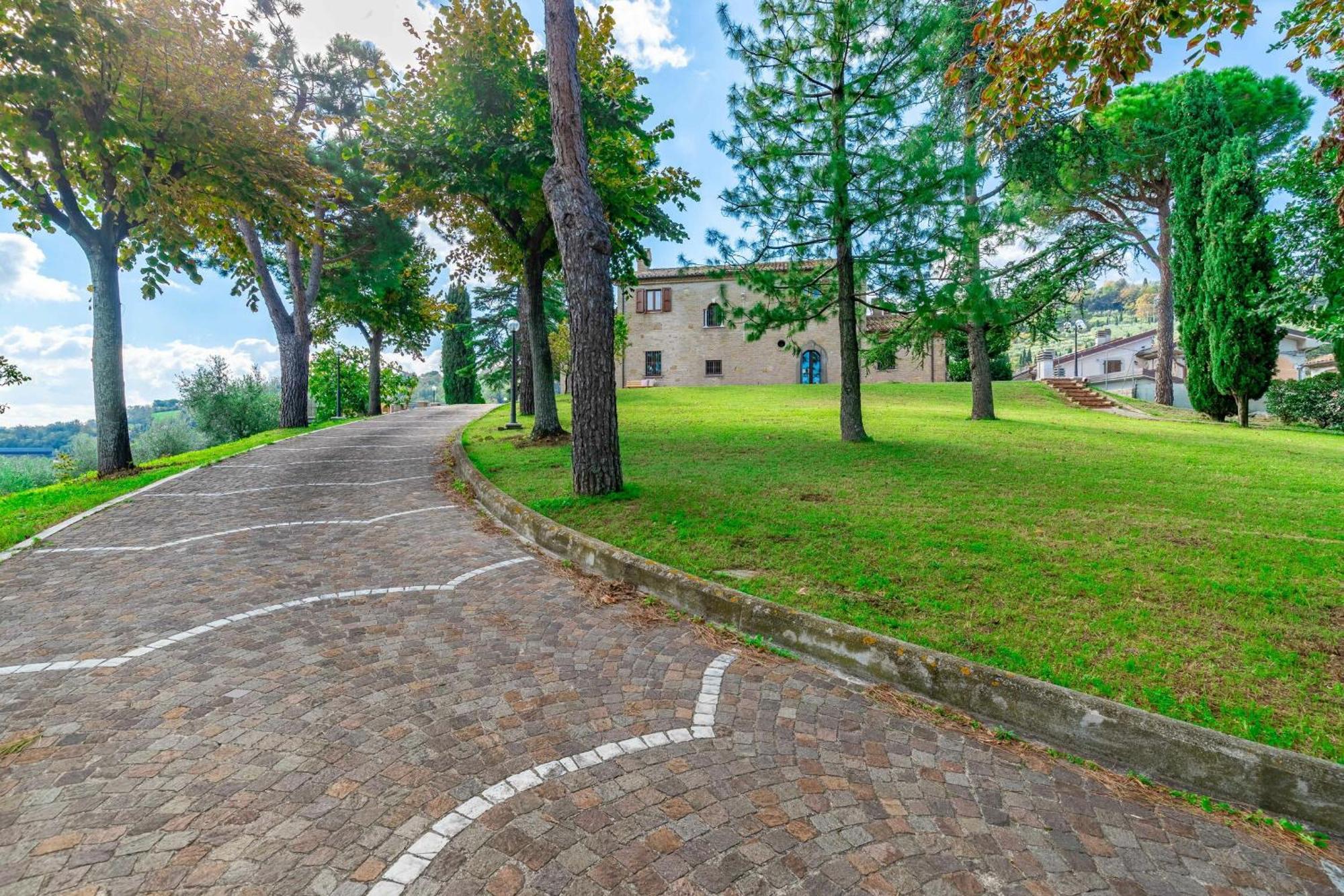 Italian Experience-Villa Vagnini Pesaro Exterior photo