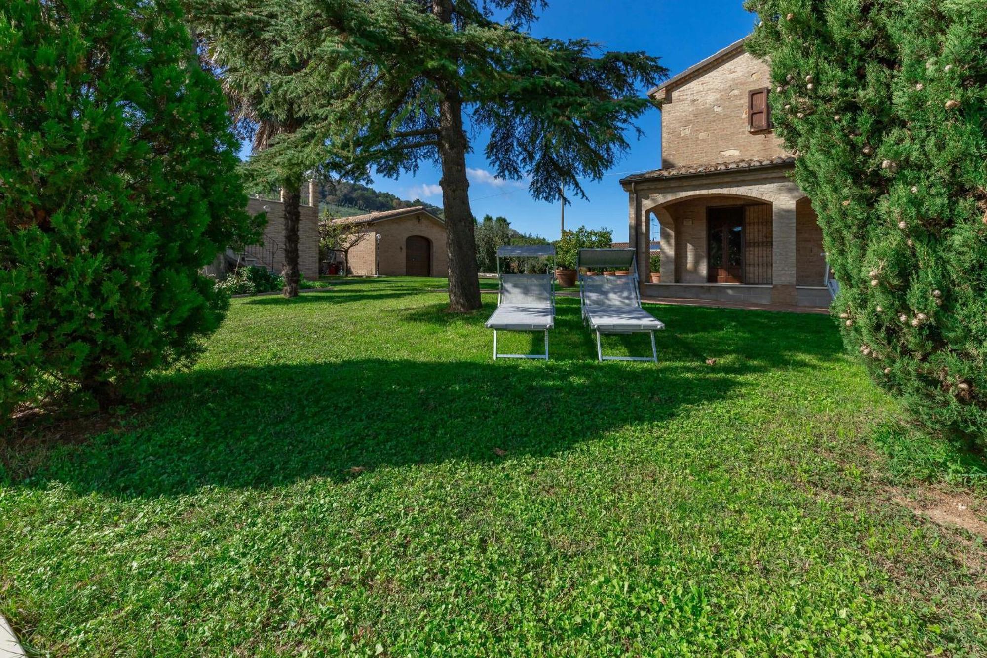 Italian Experience-Villa Vagnini Pesaro Exterior photo